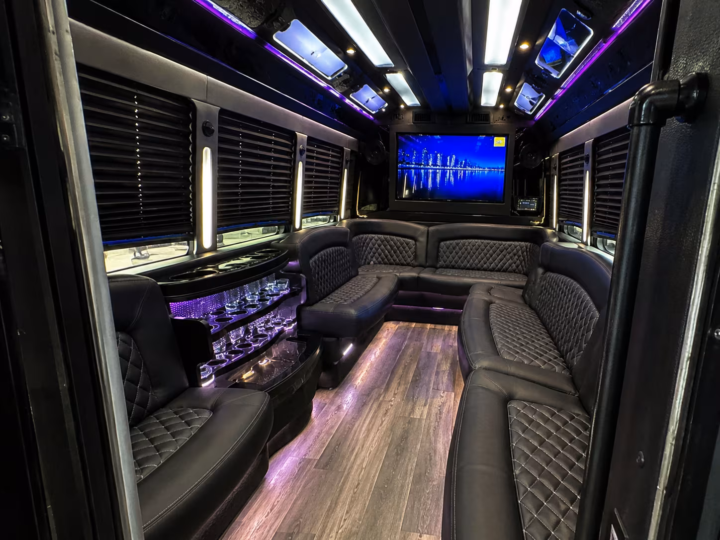 Carrollton Birthday, Sweet 16, & Quinceañera Party Bus Rentals