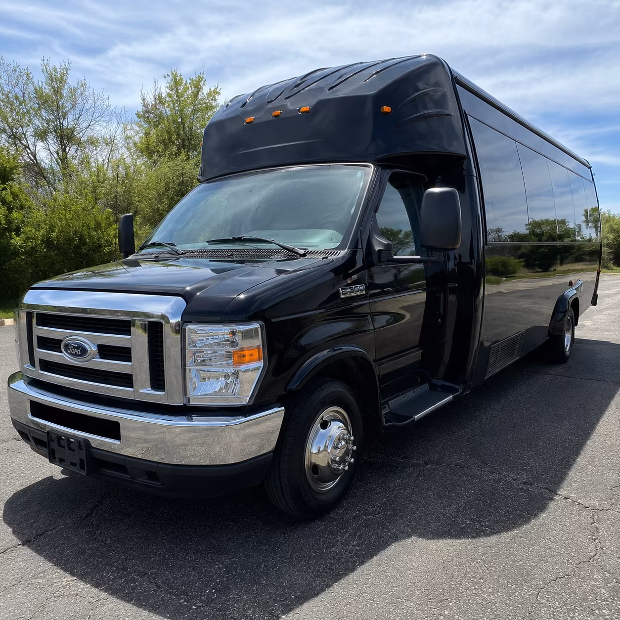 Dallas Homecoming & Prom Party Bus Rentals